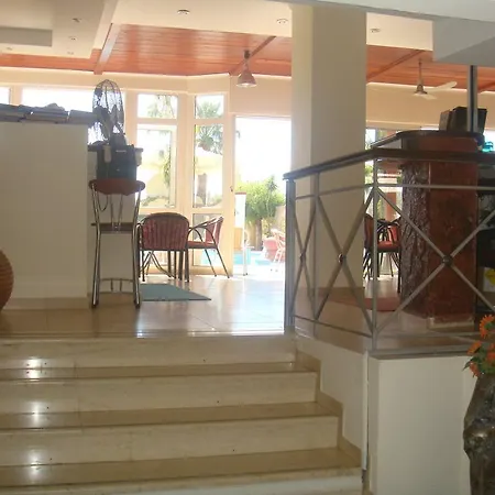 Aparthotel Billy's